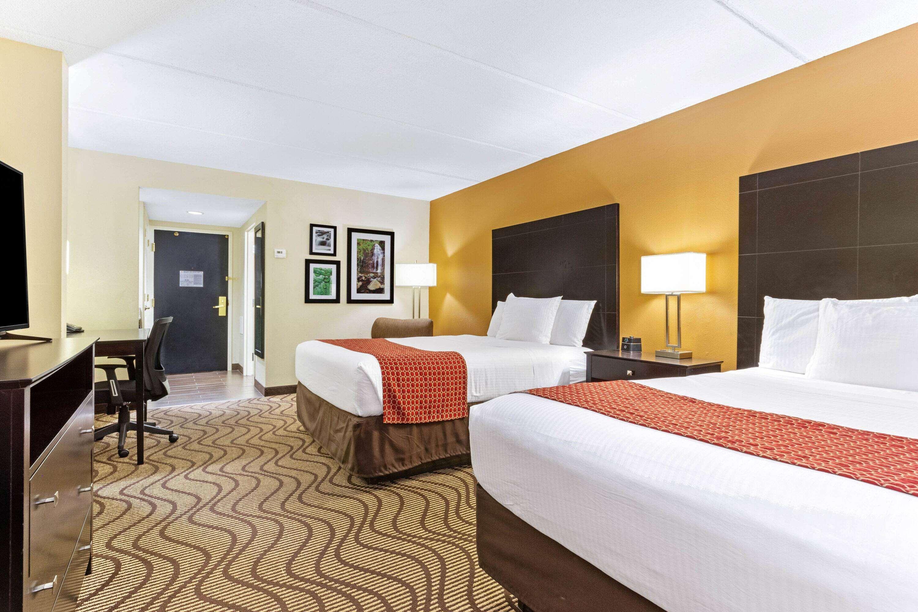 Hotel La Quinta By Wyndham Tampa North I-75 Exterior foto