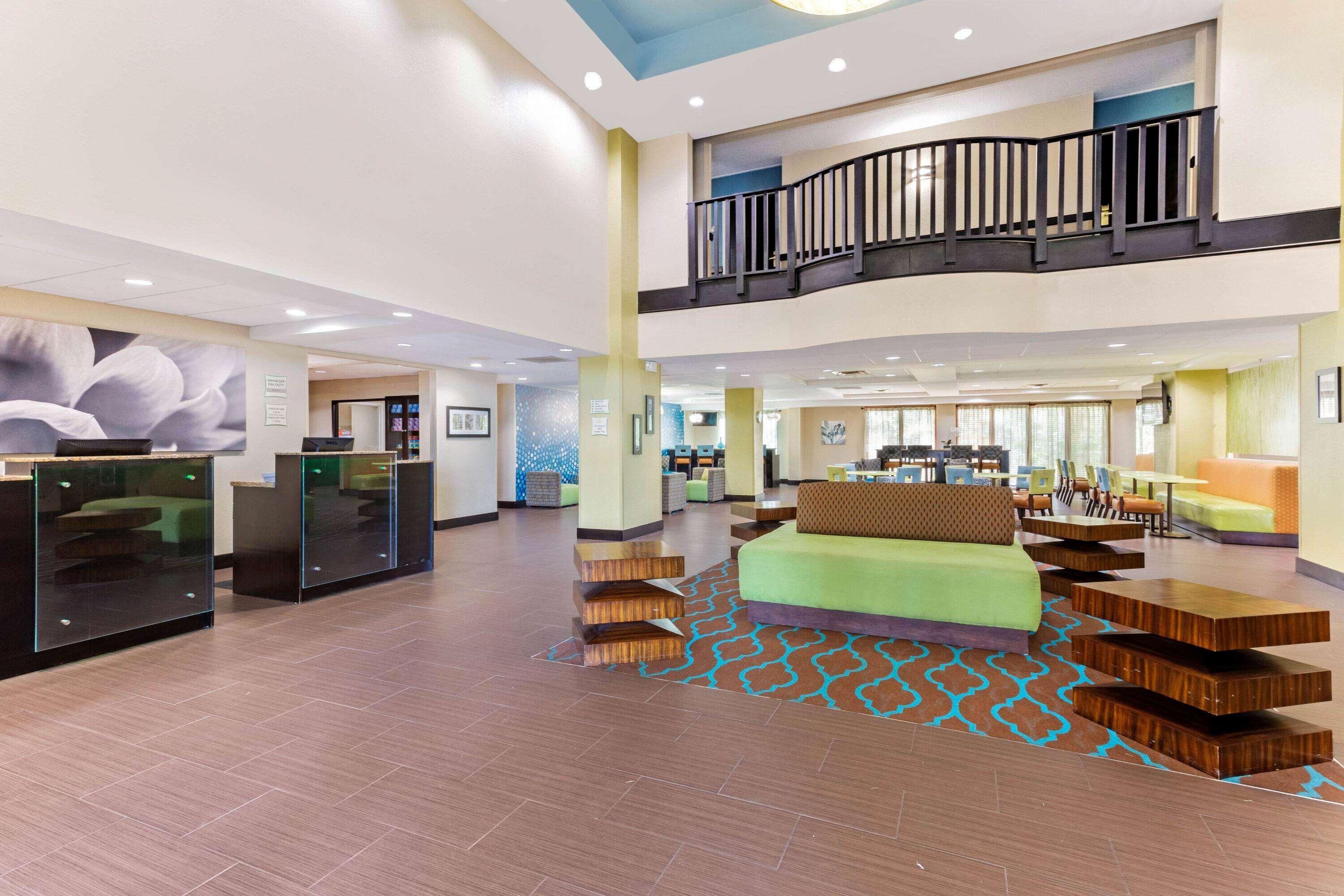 Hotel La Quinta By Wyndham Tampa North I-75 Exterior foto