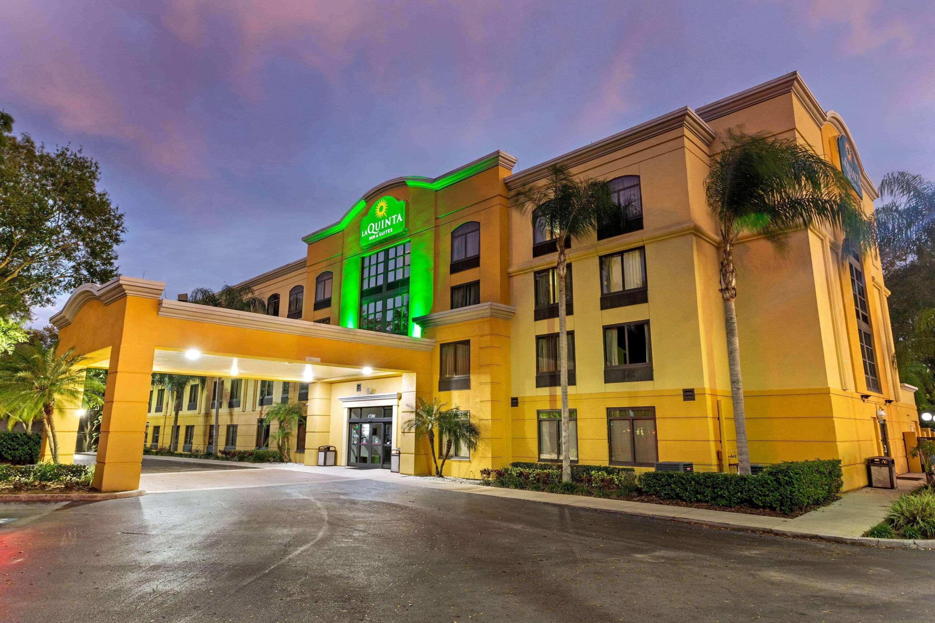 Hotel La Quinta By Wyndham Tampa North I-75 Exterior foto